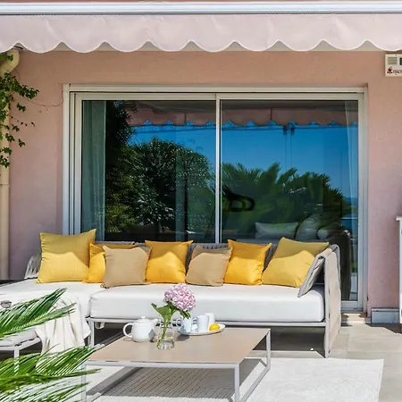 Luxueux 4 Pieces - Jacuzzi - Piscine - Frontiere Monaco