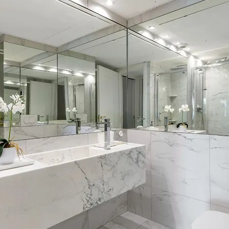 Luxueux 4 Pieces - Jacuzzi - Piscine - Frontiere Monaco Daire